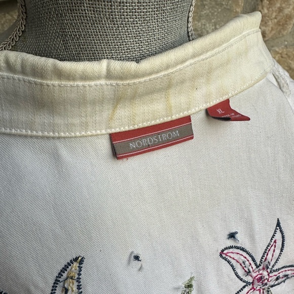 BN White Jacket embroidered and Beaded - Picture 10 of 10